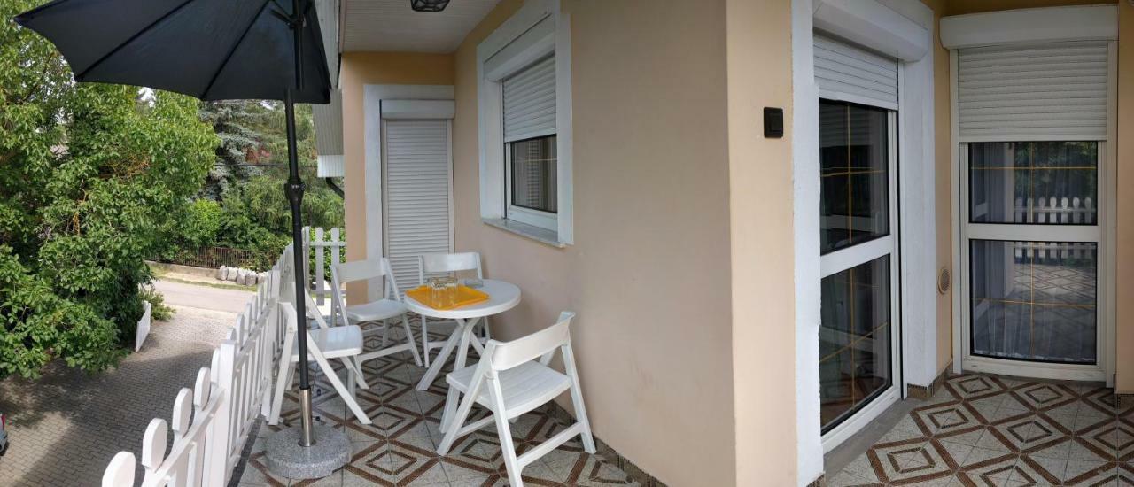 Oazis Apartman Сантод Экстерьер фото